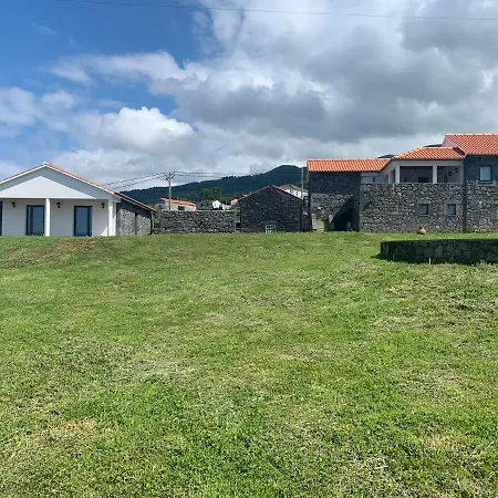 Casa Do Antonio Julio * São Roque do Pico